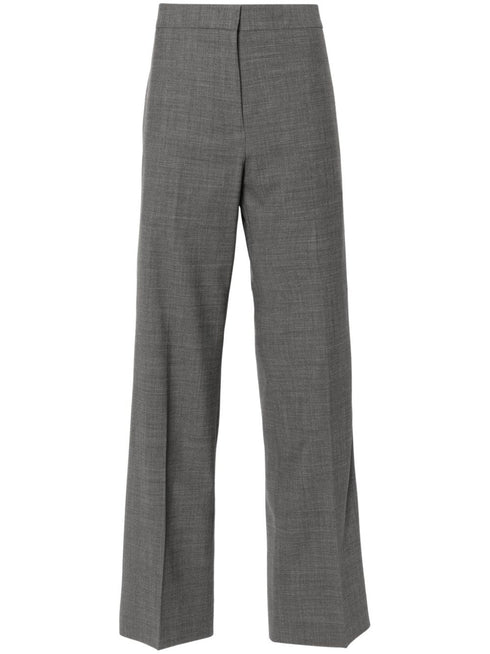 pantalones rectos con pliegues prensados